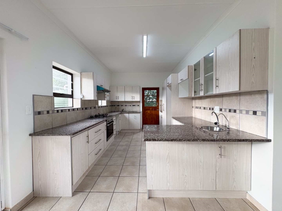 2 Bedroom Property for Sale in Stilbaai Wes Western Cape